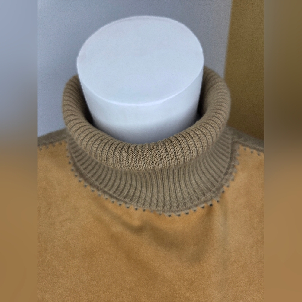 DKNY Size M Camel Color Turtleneck Sweater Vest In Suede Leather And Wool - Picture 5 of 9